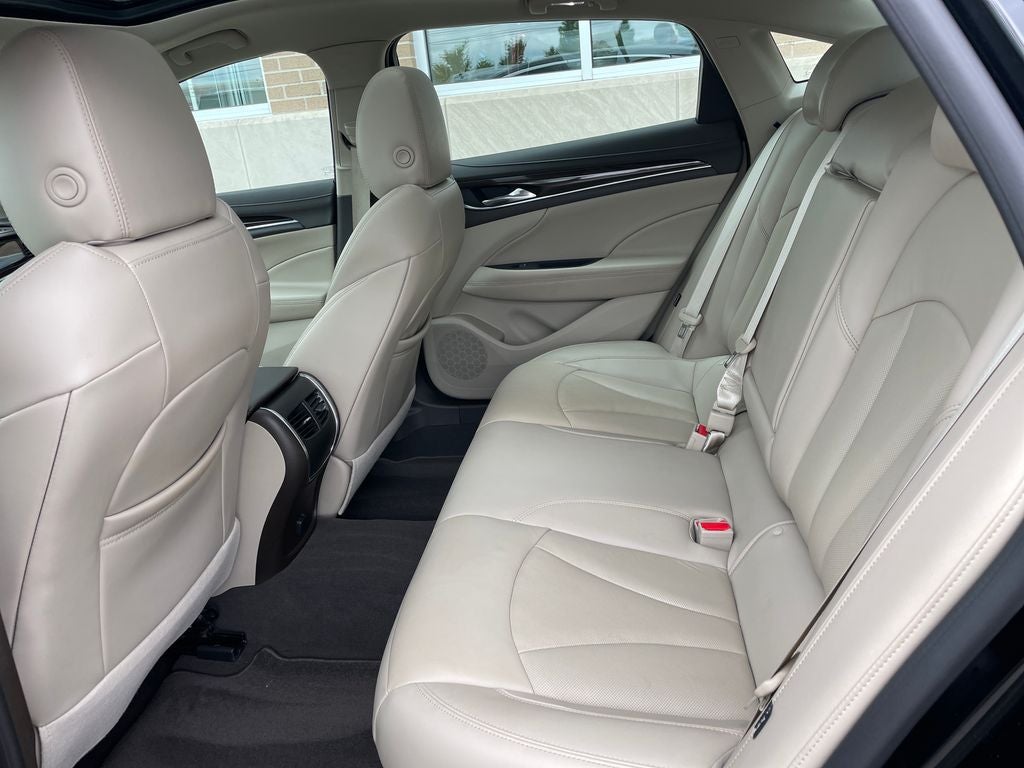 2017 Buick LaCrosse Essence