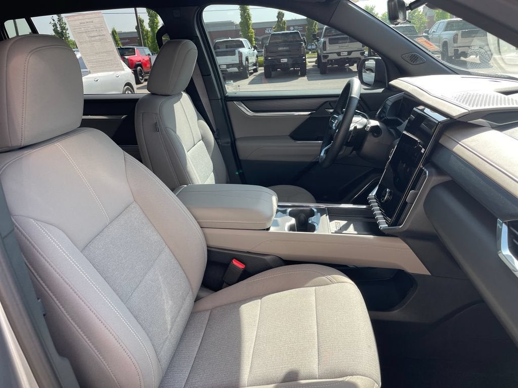 2026 GMC Acadia FWD Elevation