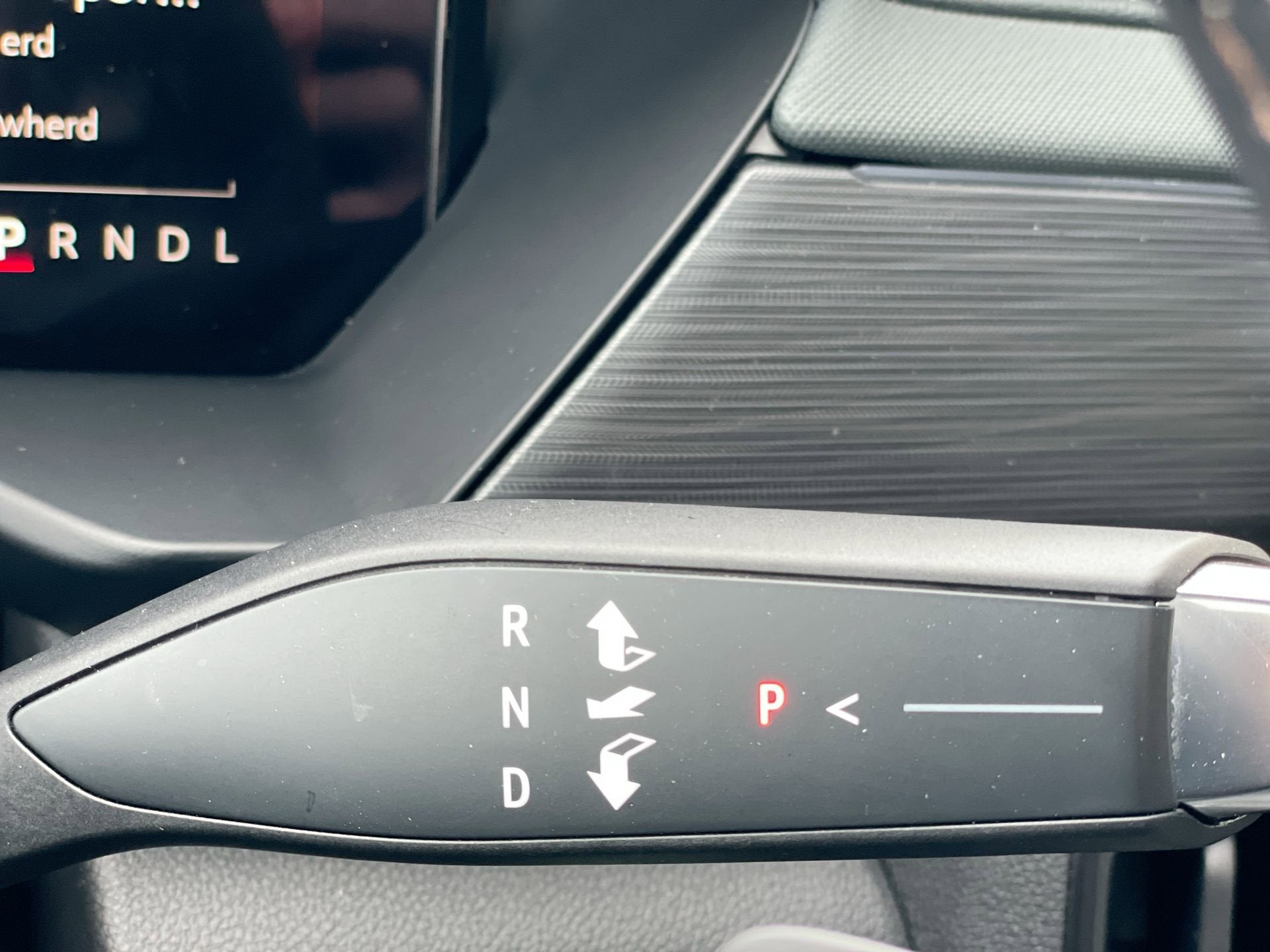 2024 GMC Acadia AWD AT4