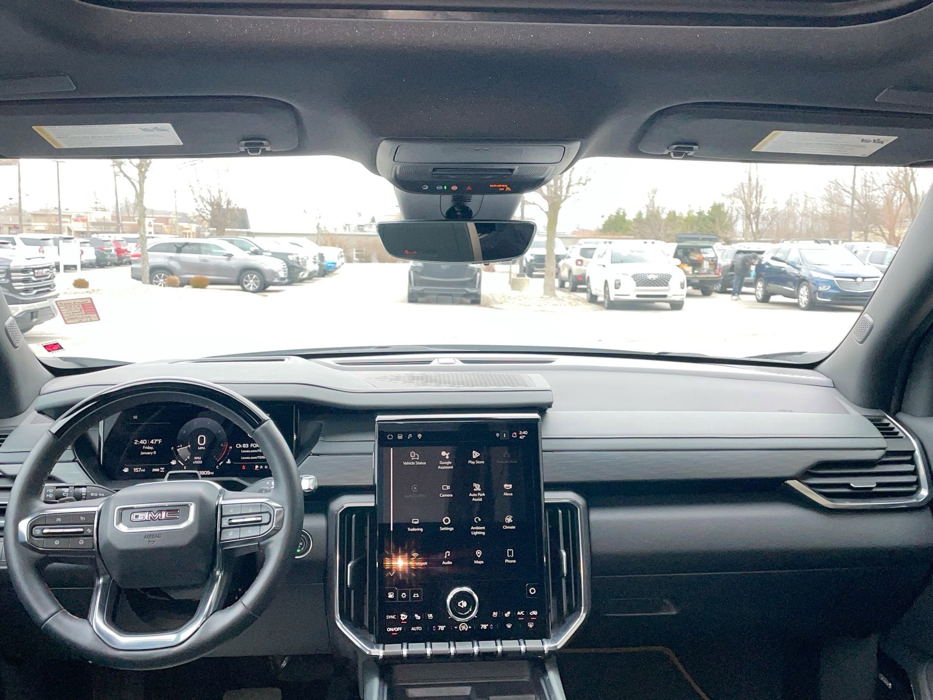 2024 GMC Acadia AWD AT4