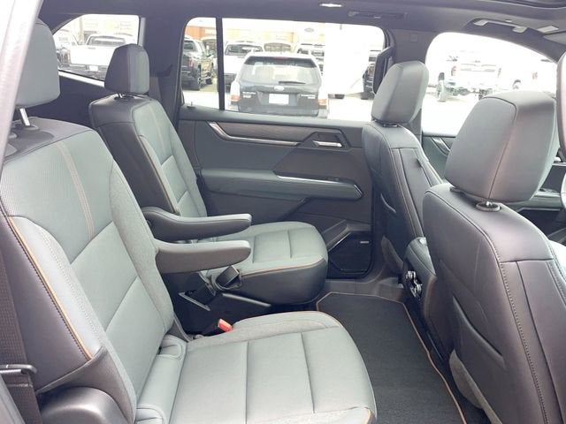 2024 GMC Acadia AWD AT4