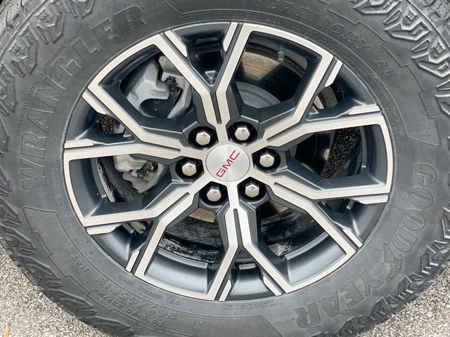 2024 GMC Acadia AWD AT4