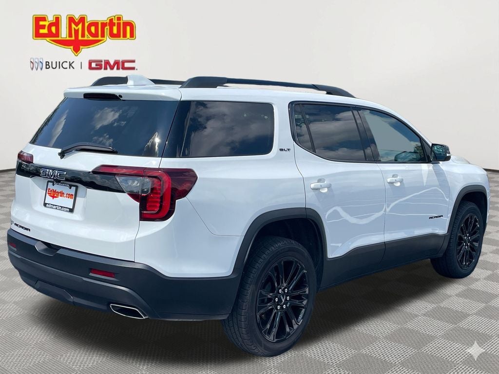 2023 GMC Acadia SLT