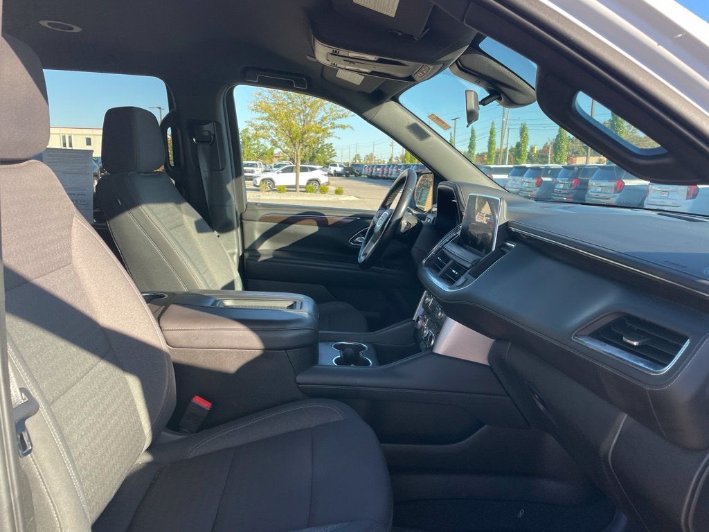 2022 GMC Yukon SLE