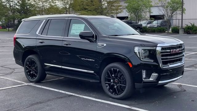 2023 GMC Yukon SLT
