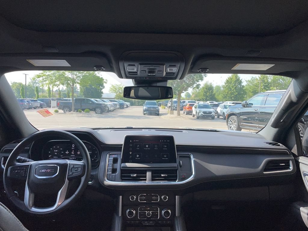 2023 GMC Yukon SLT