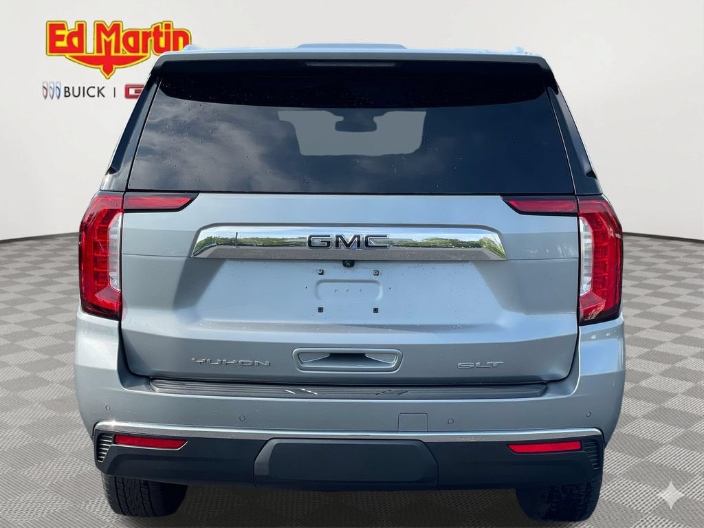 2023 GMC Yukon SLT