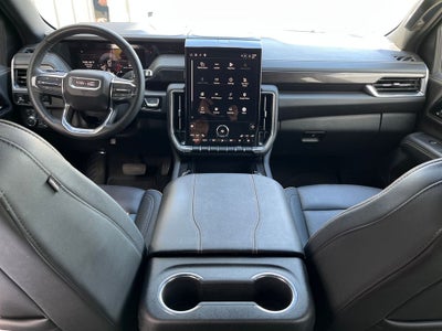 2025 GMC Yukon Elevation