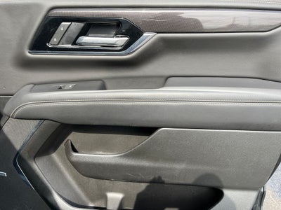 2025 GMC Yukon Elevation