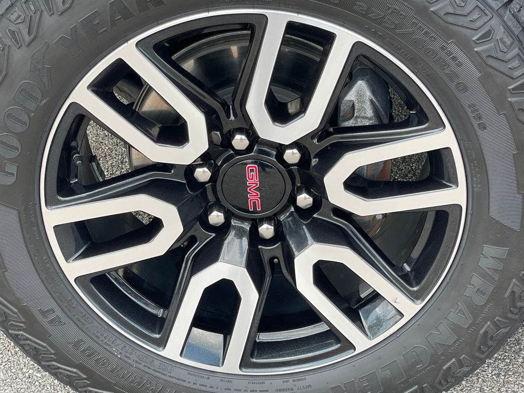 2024 GMC Yukon AT4
