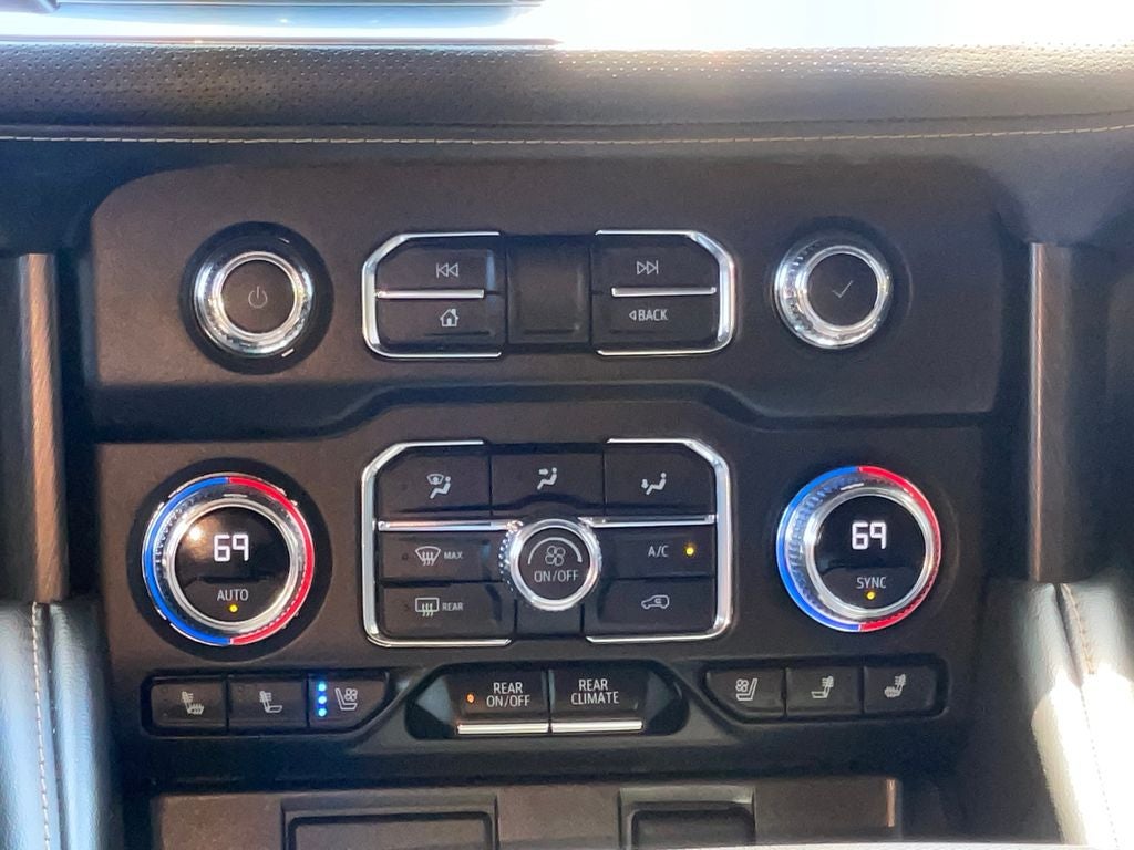 2024 GMC Yukon AT4