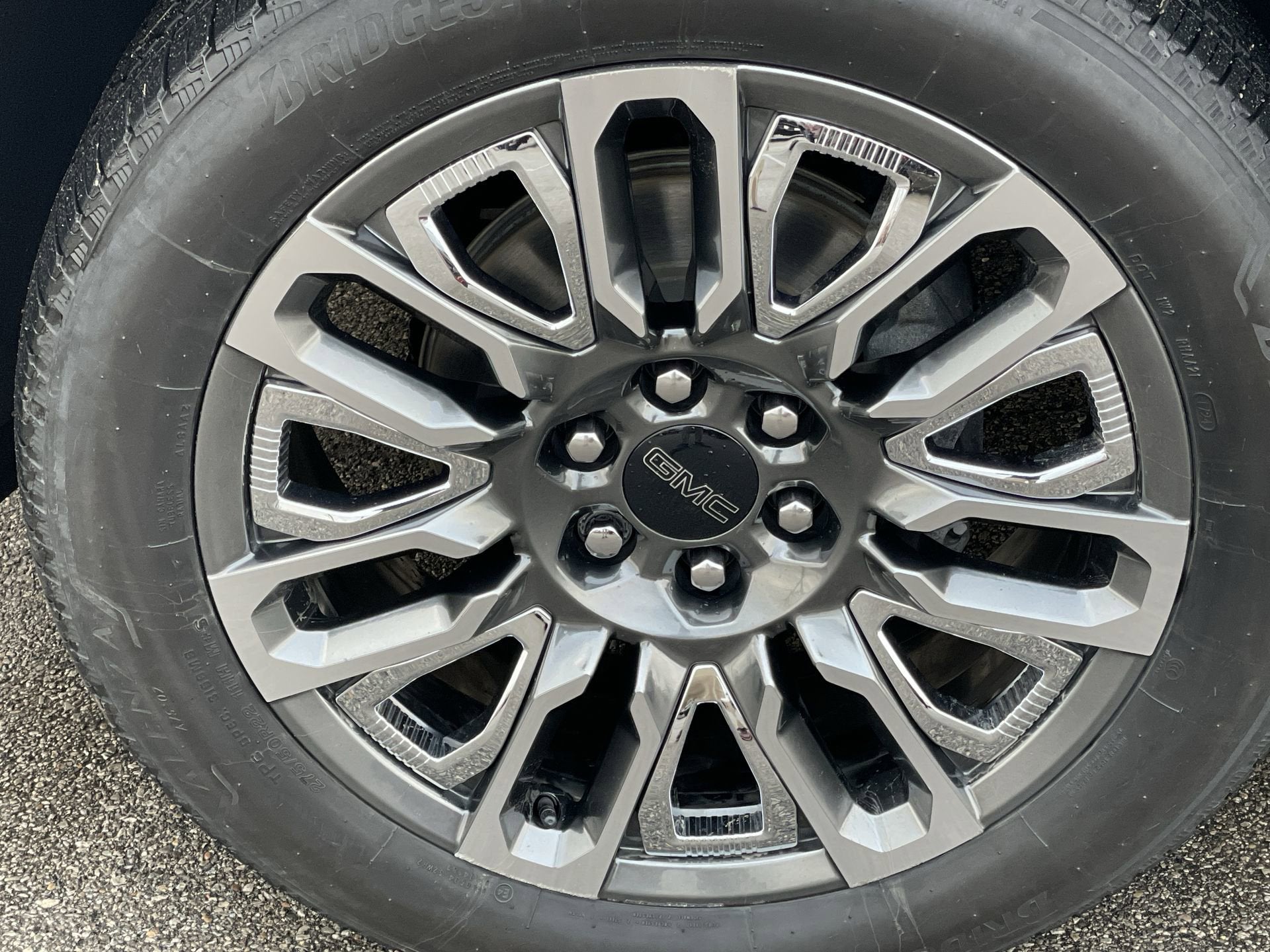 2024 GMC Yukon Denali Ultimate