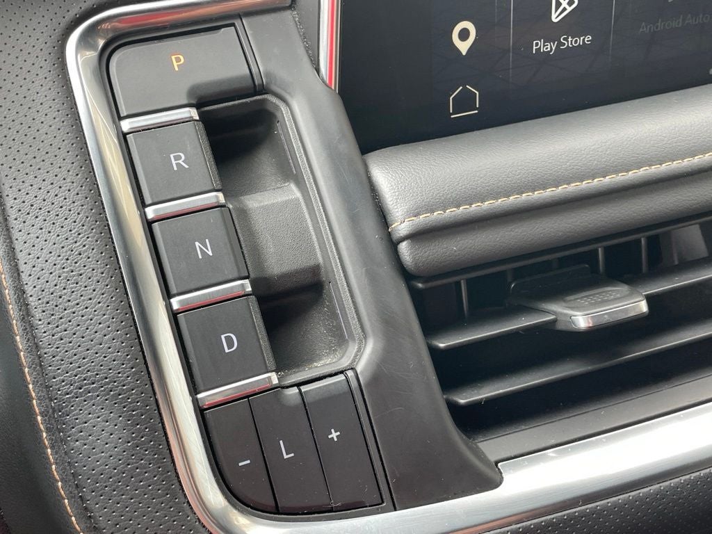 2022 GMC Yukon XL AT4