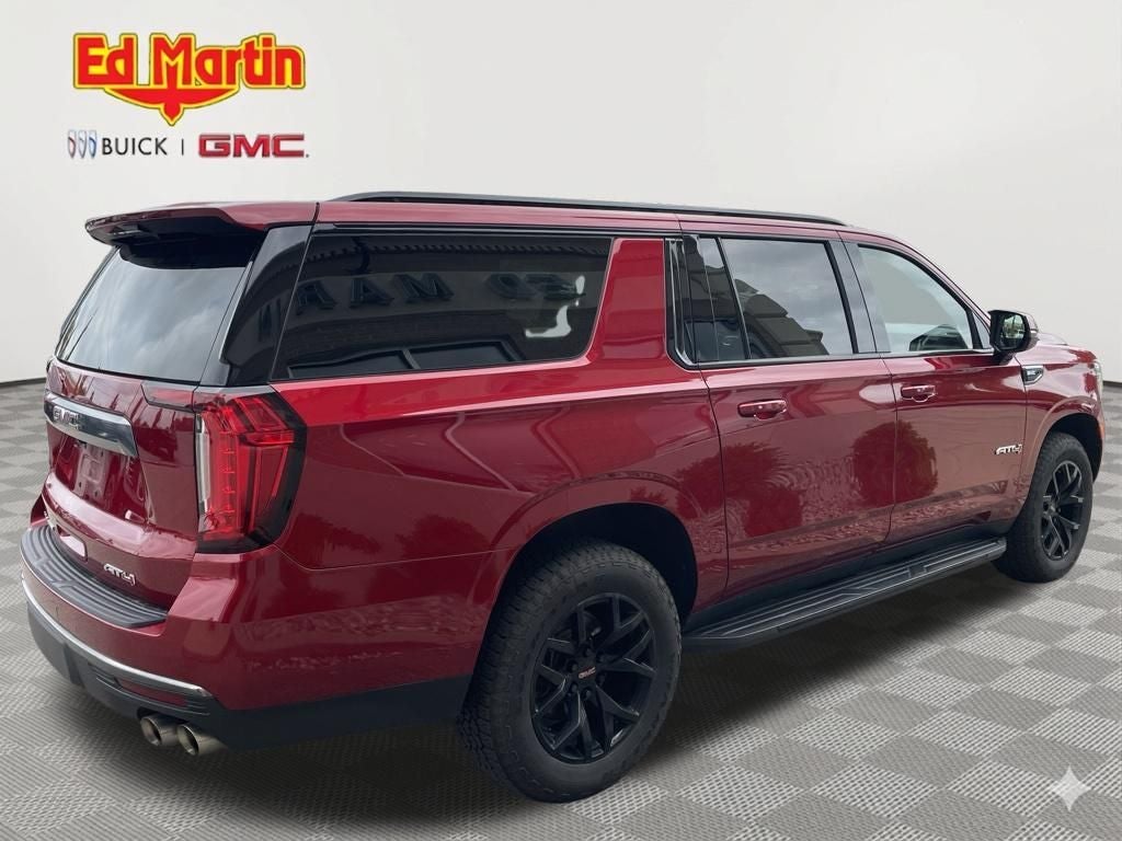 2022 GMC Yukon XL AT4