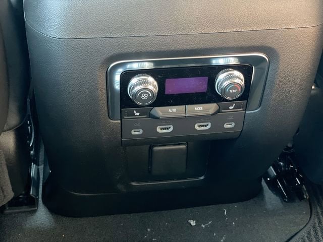 2024 GMC Yukon XL Denali Ultimate