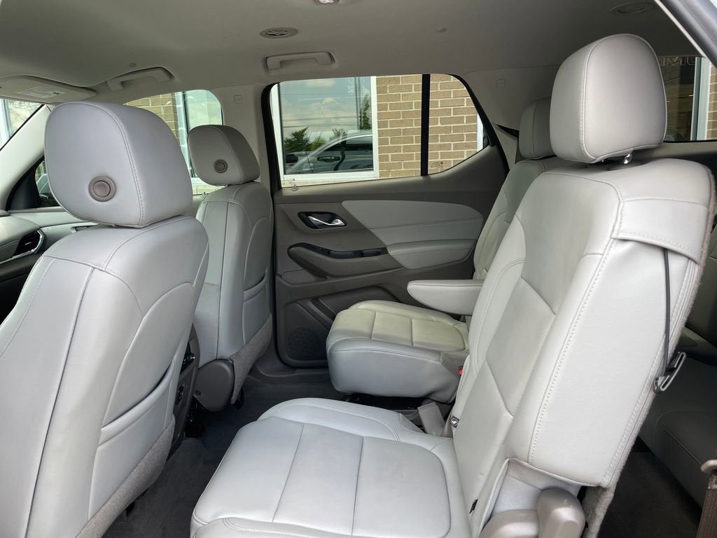 2021 Chevrolet Traverse LT Leather