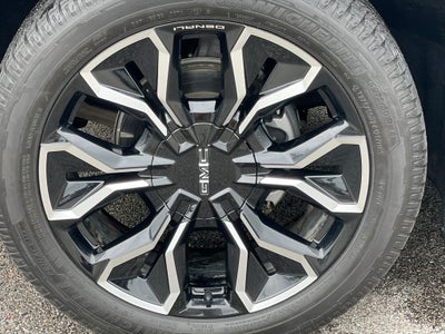 2025 GMC Sierra EV Denali