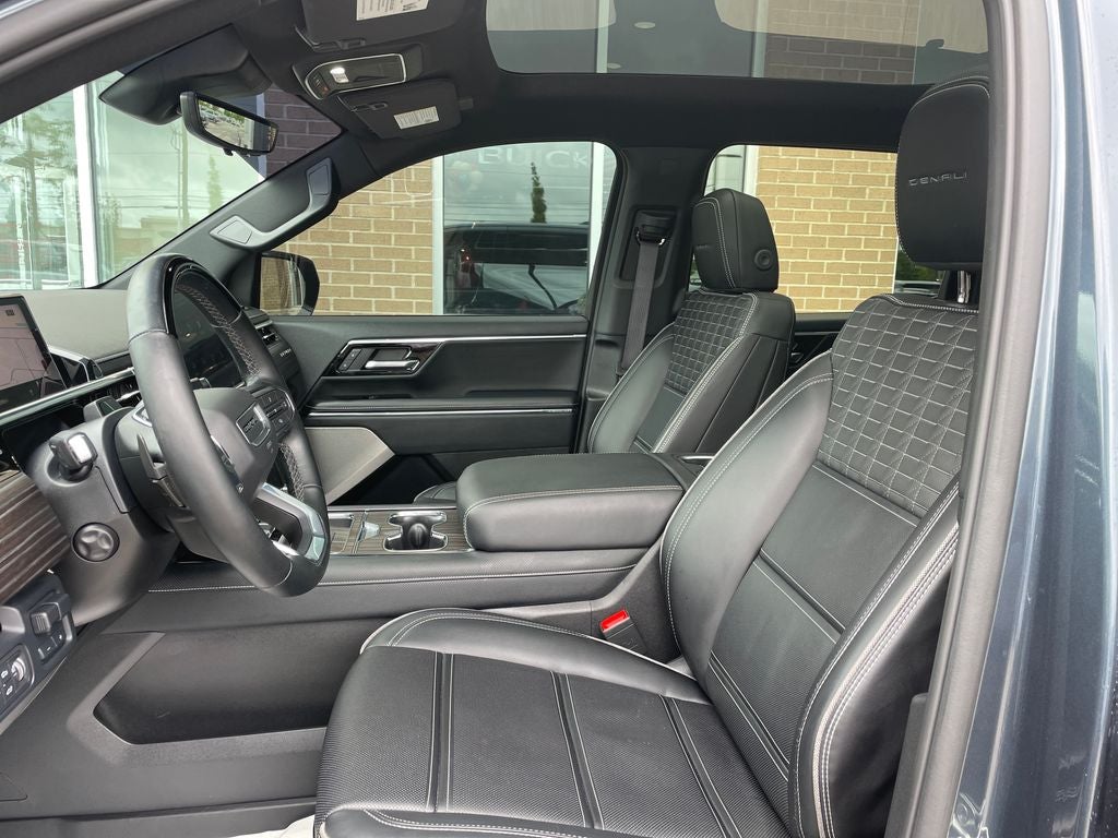 2025 GMC Sierra EV Denali