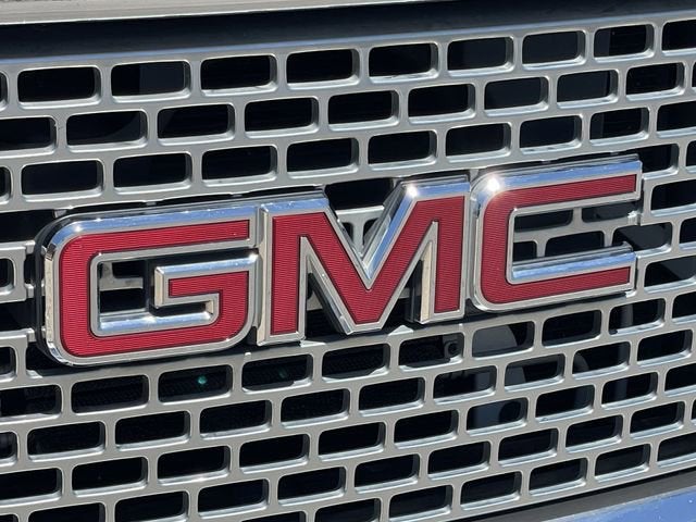 2015 GMC Sierra 2500HD available WiFi Denali