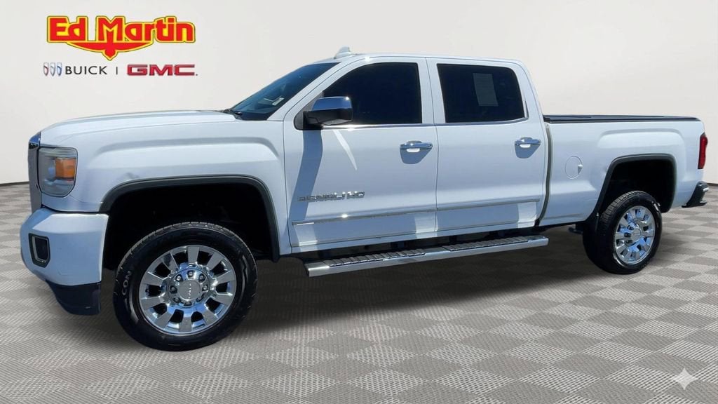 2015 GMC Sierra 2500HD available WiFi Denali