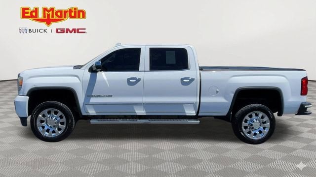 2015 GMC Sierra 2500HD available WiFi Denali