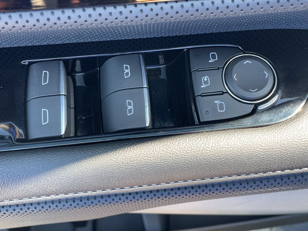 2024 GMC Sierra EV Denali Edition 1