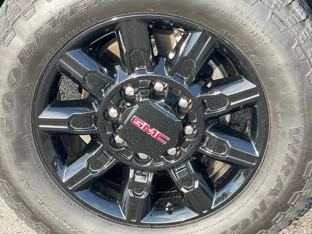 2024 GMC Sierra 2500HD AT4