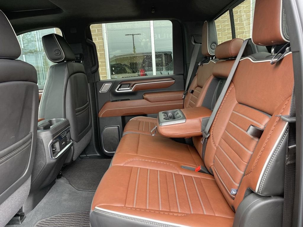 2024 GMC Sierra 3500HD Denali Ultimate