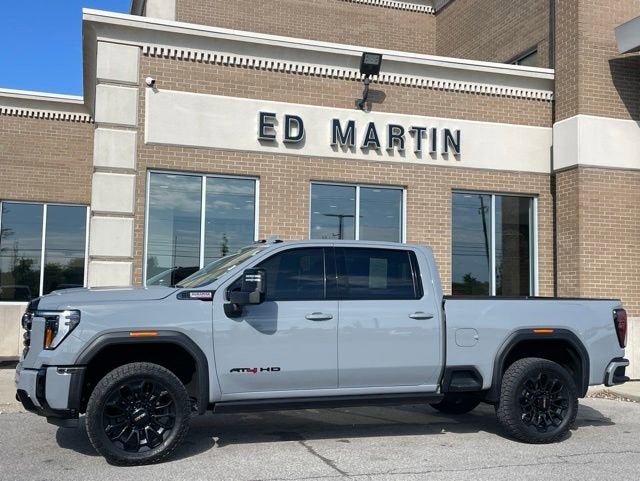 2025 GMC Sierra 2500HD AT4