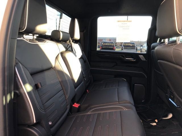 2025 GMC Sierra 2500HD AT4X