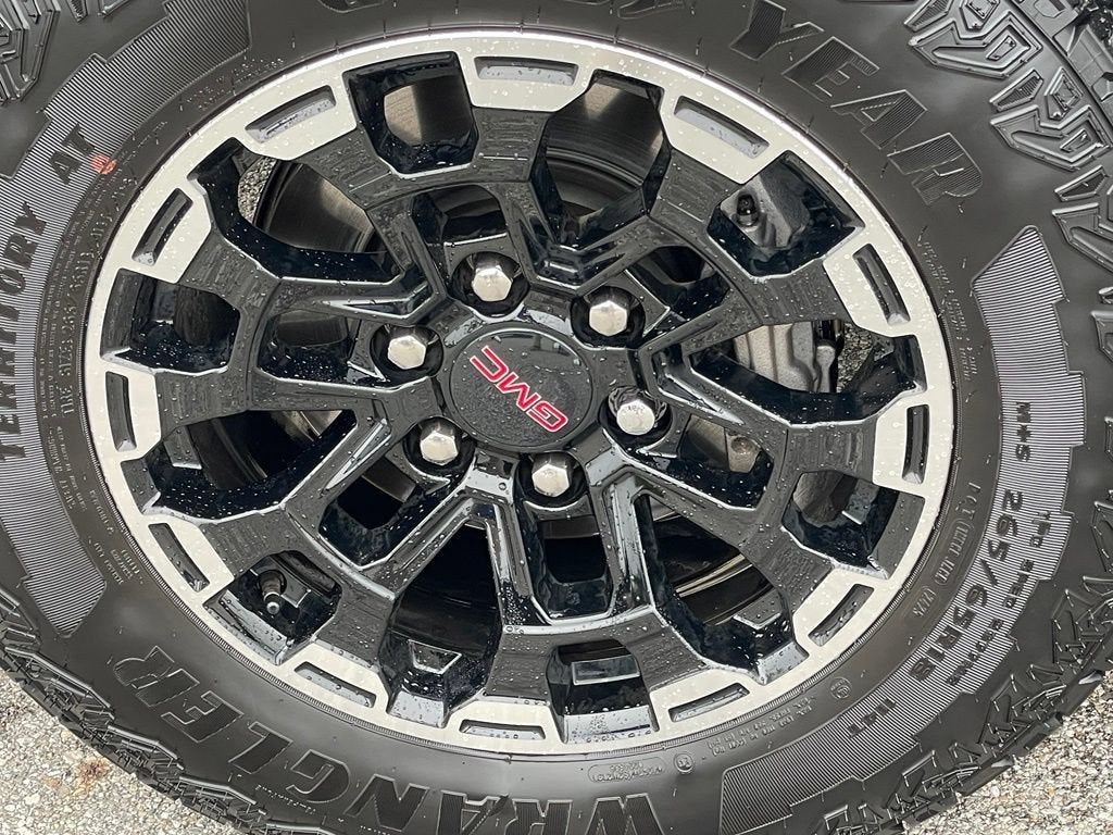 2026 GMC Canyon 4WD AT4