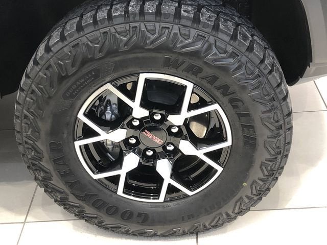 2026 GMC Canyon 4WD AT4X