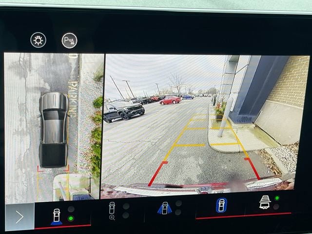 2023 GMC Canyon 4WD AT4