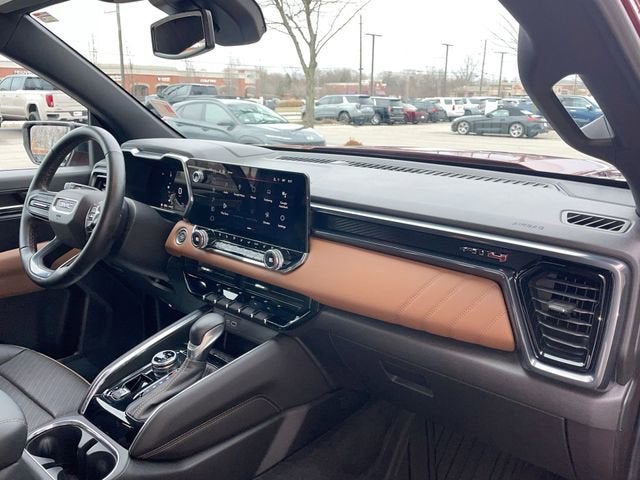 2023 GMC Canyon 4WD AT4