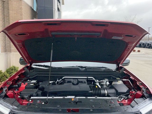 2023 GMC Canyon 4WD AT4