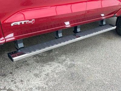 2023 GMC Canyon 4WD AT4