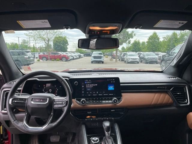 2023 GMC Canyon 4WD AT4