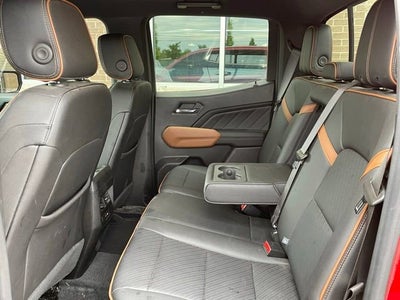 2023 GMC Canyon 4WD AT4