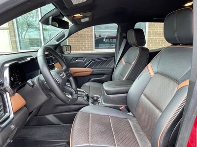 2023 GMC Canyon 4WD AT4
