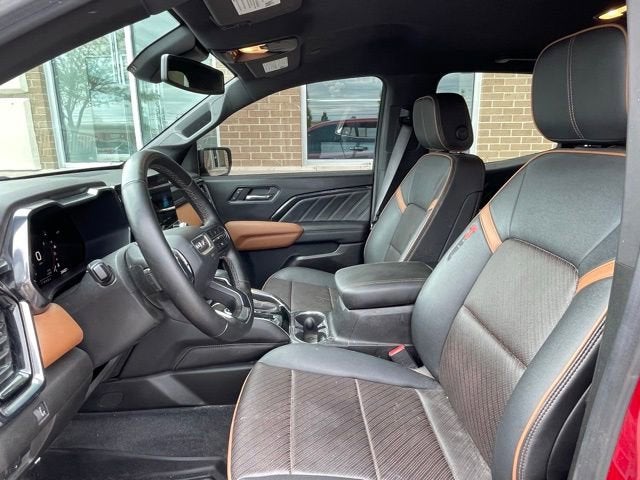 2023 GMC Canyon 4WD AT4