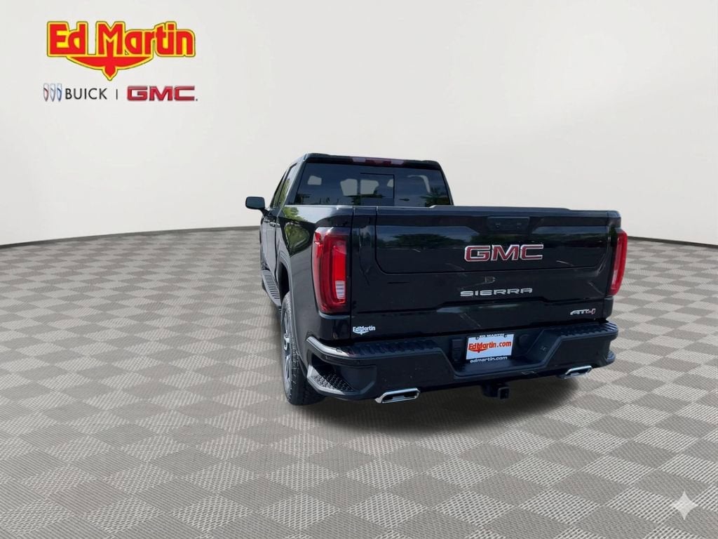 2025 GMC Sierra 1500 AT4