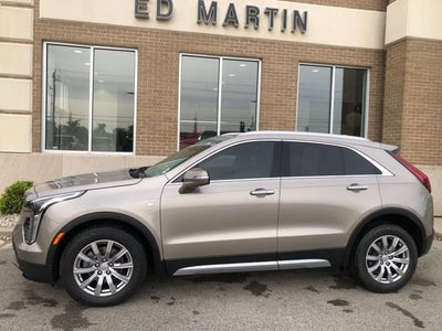 2023 Cadillac XT4 FWD Premium Luxury