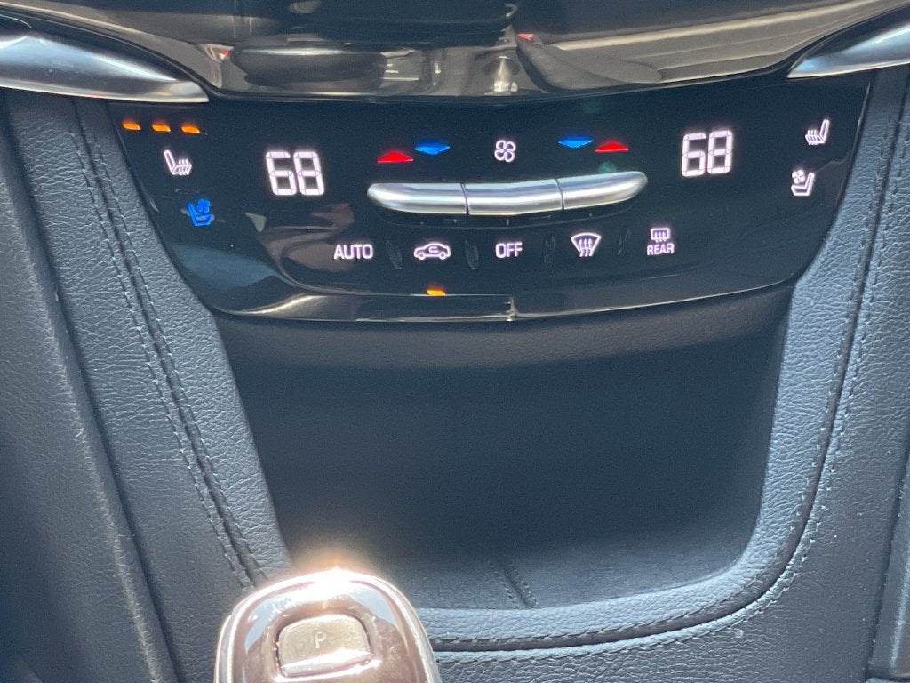 2022 Cadillac XT6 Sport