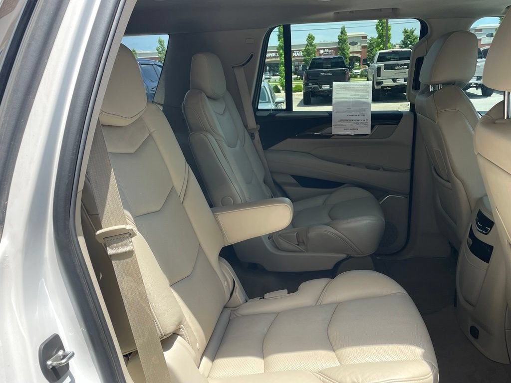2019 Cadillac Escalade Luxury