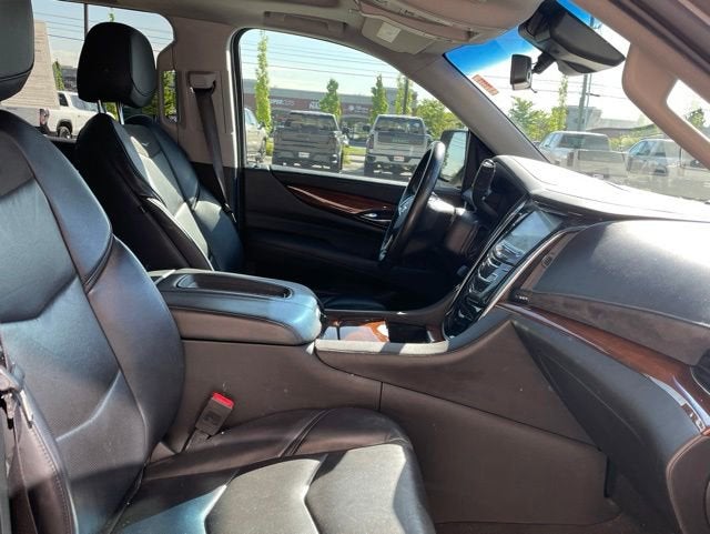 2020 Cadillac Escalade ESV Luxury
