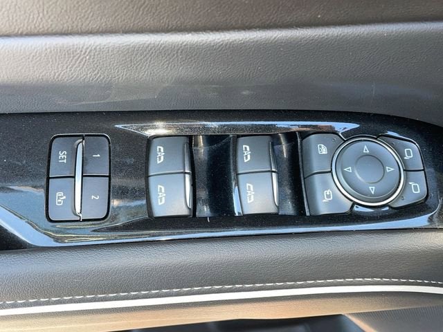 2022 Cadillac Escalade ESV Luxury