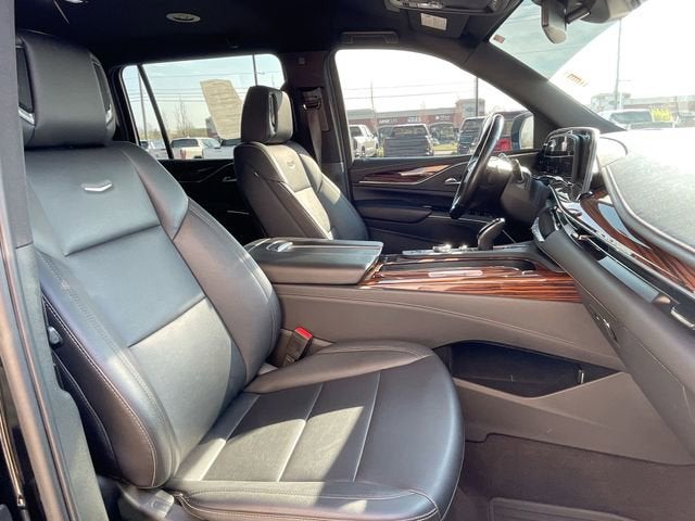 2022 Cadillac Escalade ESV Luxury