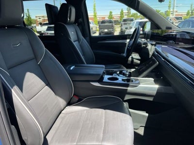 2025 Cadillac Escalade ESV 4WD Sport