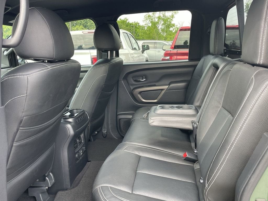 2024 Nissan Titan SV