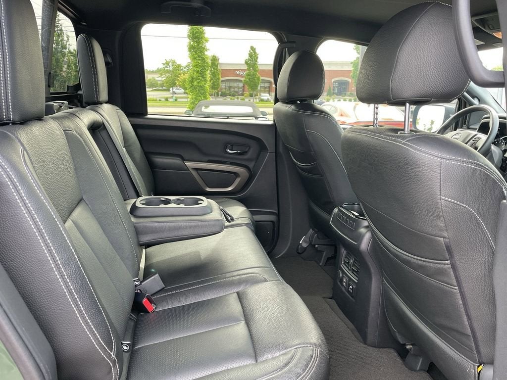 2024 Nissan Titan SV